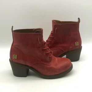 Kodiak Booties Women's 6.5 Claire Lace Up Block Heel Ankle in Red Made in Canada